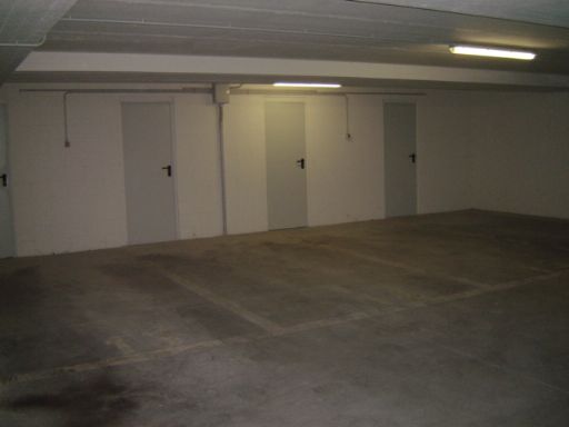 posto auto e cantinetta